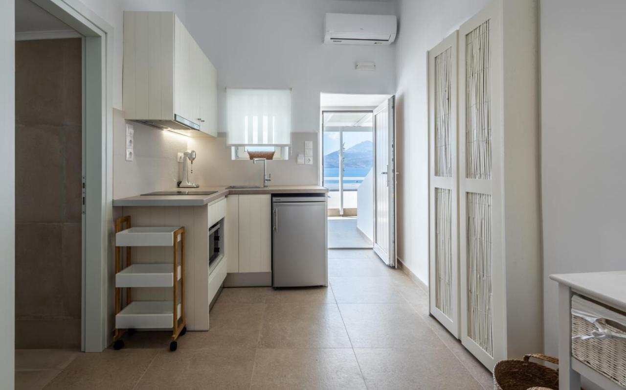 Anemi Suites Adamantas  Dış mekan fotoğraf