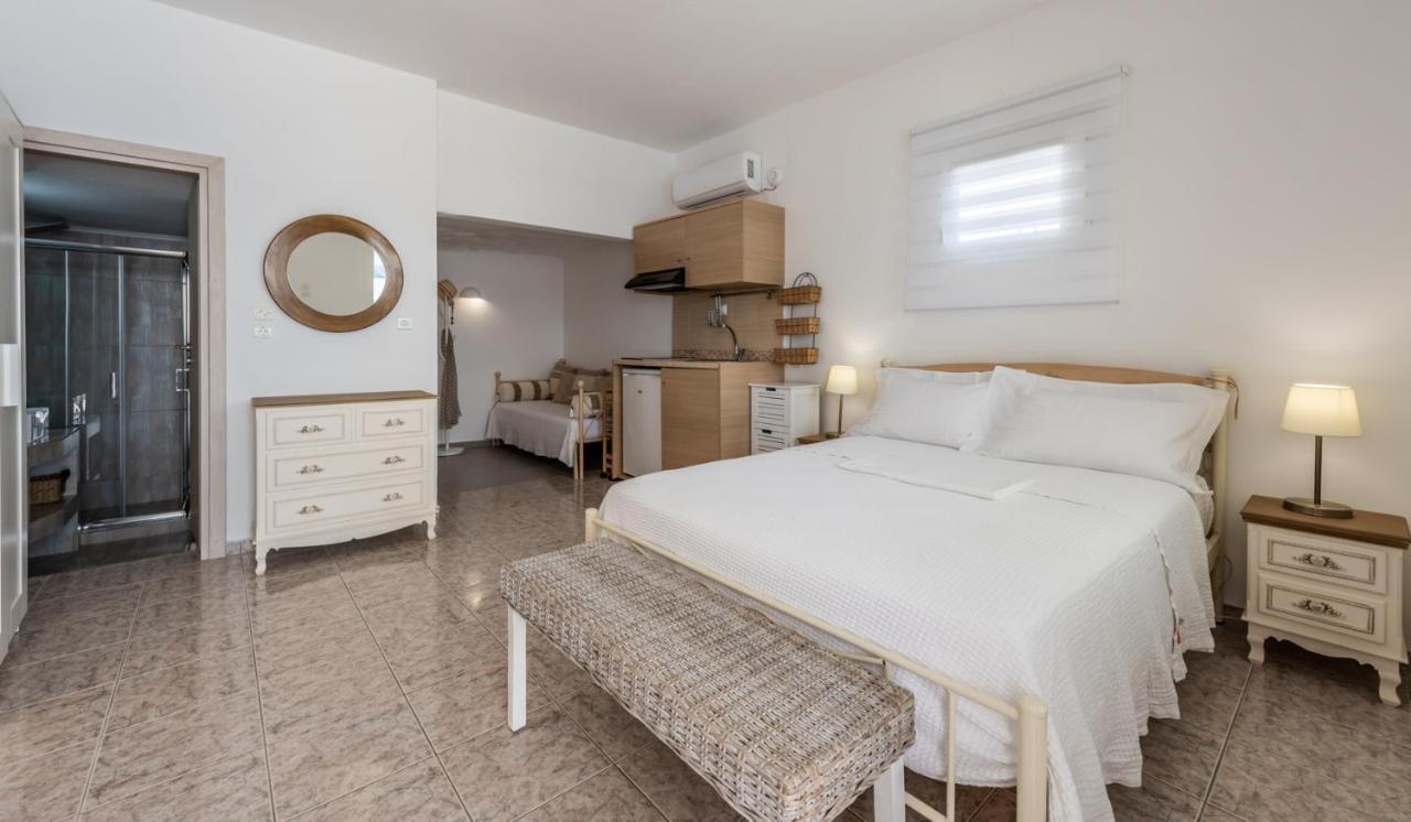 Anemi Suites Adamantas  Dış mekan fotoğraf