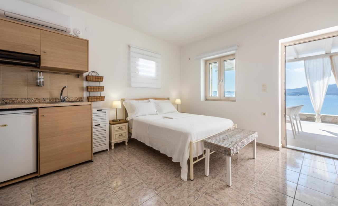 Anemi Suites Adamantas  Dış mekan fotoğraf