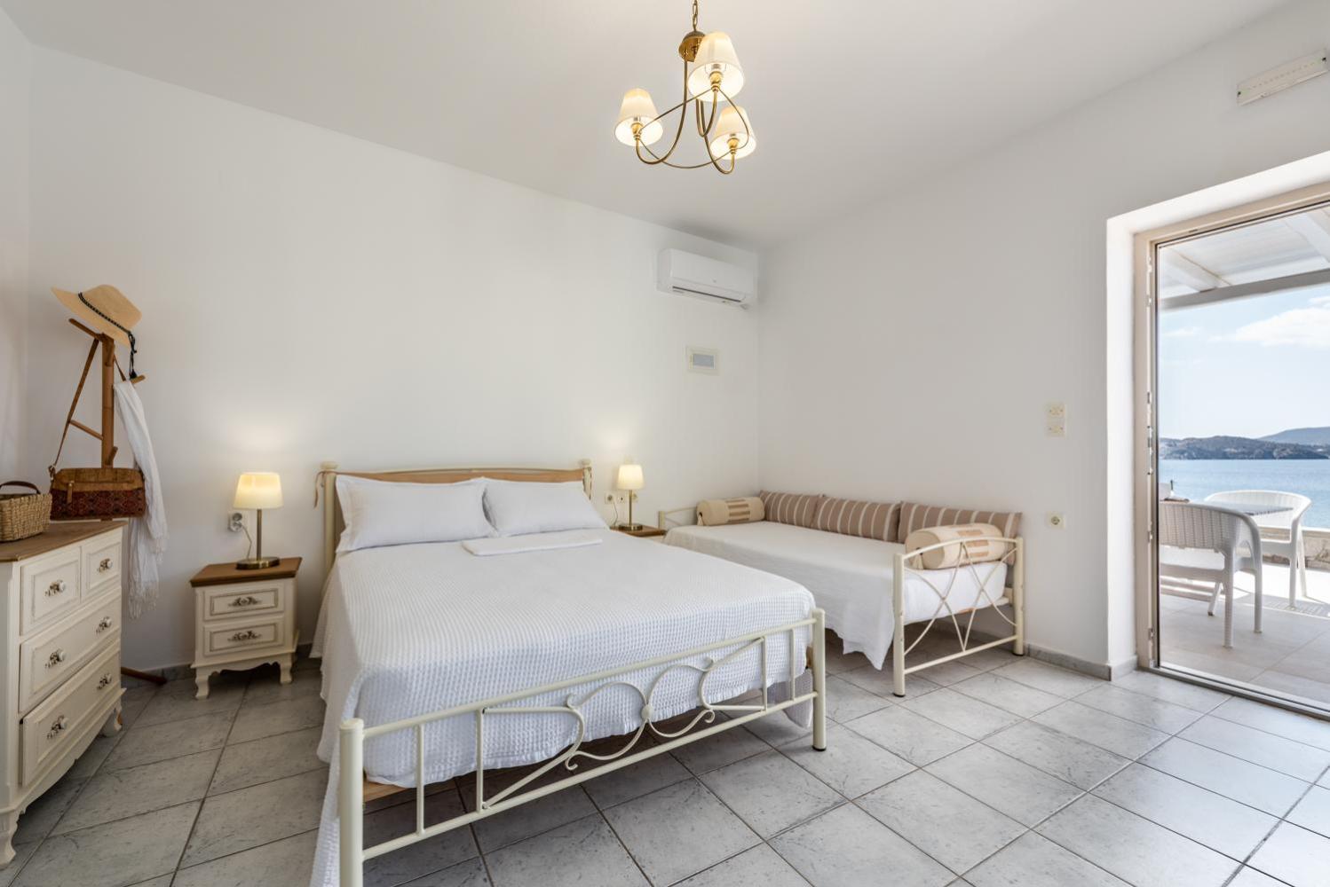 Anemi Suites Adamantas  Oda fotoğraf